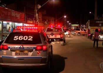 Alvo de bandidos, famílias de PMs mortos sofrem com medo e falta de amparo do Estado