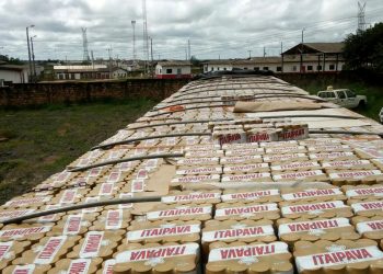 Carga com 130 mil latas de cerveja é apreendida em Marabá