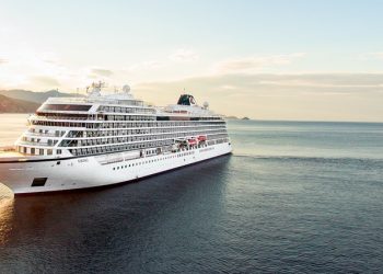 Navio do cruzeiro mais longo do mundo vai atracar em Santarém