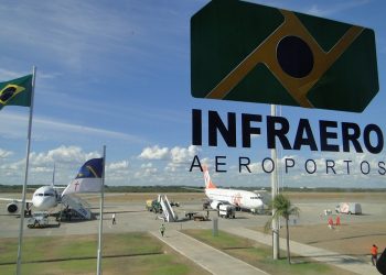 Falta combustível em 10 aeroportos do país, diz Infraero