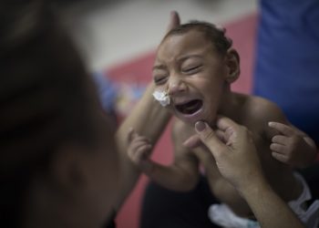Brasil teve 119 mil nascimentos a menos entre 2015 e 2016, período de maior circulação do zika