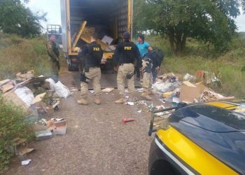 Homens são presos suspeitos de assaltar um caminhão dos Correios no município de Ipixuna, sudeste do Pará