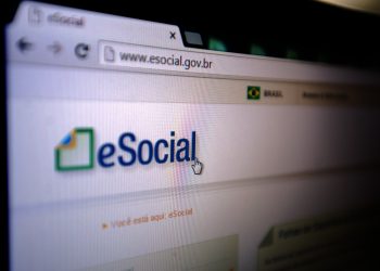 Empresas relatam dificuldades e despreparo na implantação do eSocial