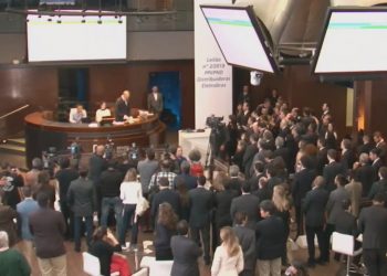 Governo leva a leilão nesta quinta-feira três distribuidoras da Eletrobras