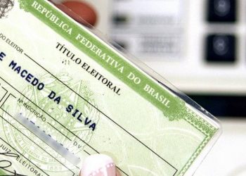Prazo para pedir 2ª via do título de eleitor fora do domicílio eleitoral termina nesta quarta-feira