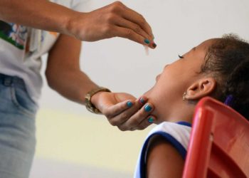 Campanha de vacinação contra a pólio e o sarampo chega aos últimos dias