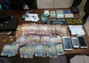 Após denúncia, polícia apreende drogas e prende suspeitos de tráfico em Óbidos