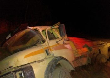 Caminhão madeireiro é alvo de tiros e motorista fica ferido na PA-370 em Santarém