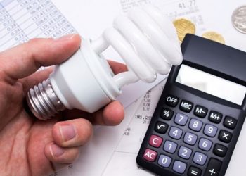 Defensorias entram com ação cível na justiça pedindo suspensão no reajuste de energia elétrica no Pará