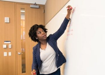 MPF questiona MEC sobre motivos de negar bolsas para alunos indígenas e quilombolas da Ufopa