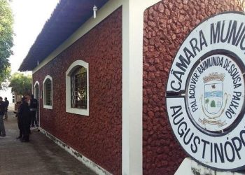 Polícia prende 10 dos 11 vereadores de Augustinópolis (TO)