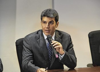 Governo anuncia convocação de 2.112 aprovados em concurso da Seduc