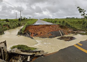 Chuvas e maré alta espalham o caos em municípios do Pará