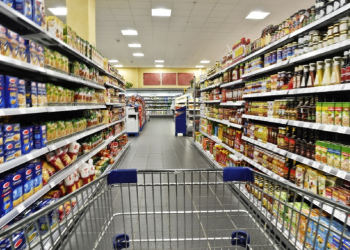 Decreto estadual aumenta impostos para bebidas, produtos de higiene e limpeza.