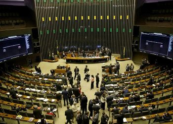 Comissão de Viação de Transportes defende redução no valor das passagens aéreas