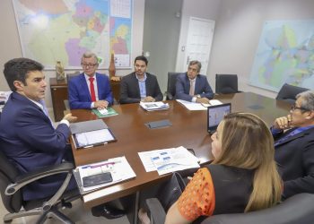 Governo vai analisar mais de 50 obras paralisadas no Estado