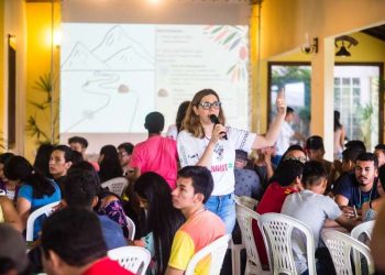 Jovens de Juruti são incentivados a empreender negócios da floresta amazônica