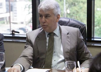 Procurador-geral denuncia prefeito de Tailândia por crime de responsabilidade