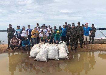 Quase cinco toneladas de lixo são retirados do Rio Xingu