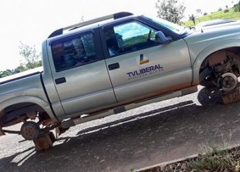 Mulher ataca com faca equipe de reportagem em Marabá