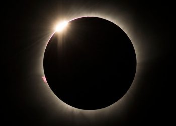 Eclipse Solar desta terça (2) poderá ser visto do Brasil