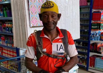 Homem que está pedalando há 25 anos chega ao Pará