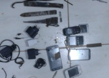 Revistas em três unidades prisionais do Pará terminam com mais de 50 objetos apreendidos