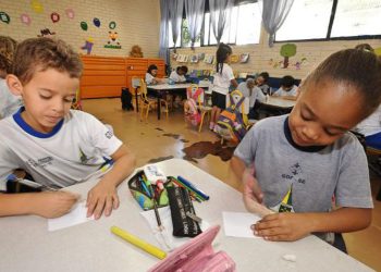 Estudantes do Bolsa Família registram frequência de 91% em sala de aula
