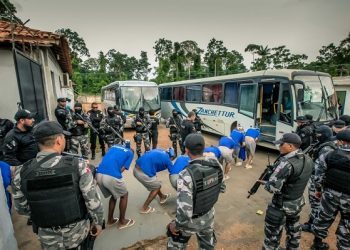 Internos são transferidos para novo complexo penitenciário