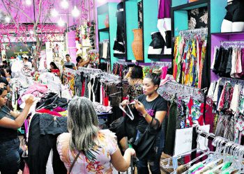 13,2 milhões de pessoas ainda devem ir às compras de Natal e Ano