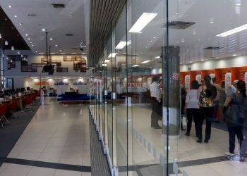 Bancos vão abrir em horário reduzido no próximo dia 24