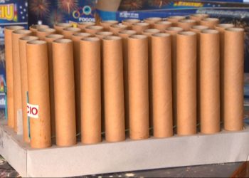 Distribuidora de energia alerta para cuidados com fogos de artifício próximo a fiação elétrica