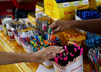 Saiba o que pode e o que não pode constar na lista de material escolar