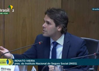 Governo vai convocar sete mil militares da reserva para trabalhar no atendimento da fila do INSS