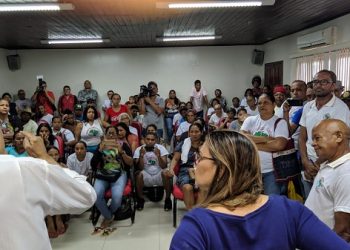 Atingidos por Belo Monte ocupam prefeitura de Altamira