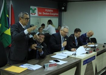 Edvam Duarte assume cadeira de vereador em Altamira