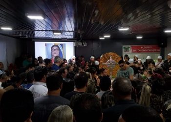 Altamira: Emoção marca missa e sepultamento da Vereadora Delza