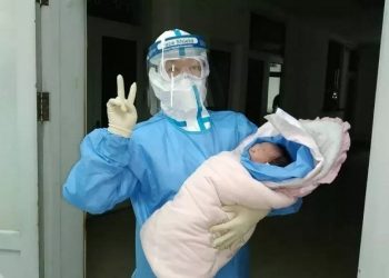 Os cuidados com os bebês durante a pandemia do coronavírus