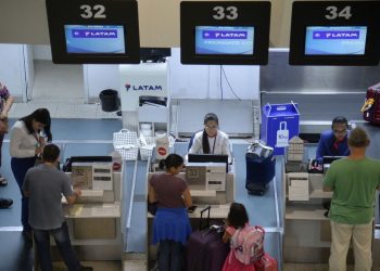 Covid-19: MPF recomenda cancelamento de passagens aéreas sem ônus