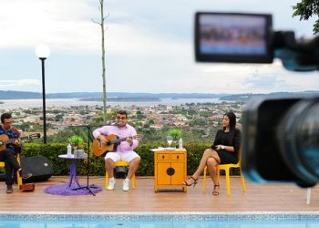 Live com artistas altamirenses arrecada mais de 600 cestas básicas