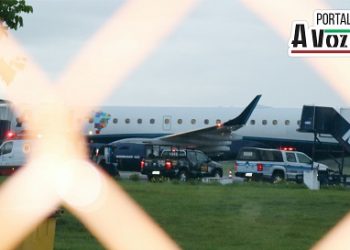 Avião da Azul é impedido de desembarcar passageiros em Altamira.