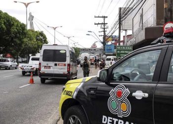 Detran estende até 31 de maio o prazo para licenciamento de veículos