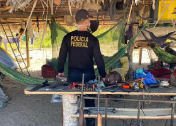 Polícia Federal fecha garimpo clandestino e apreende equipamentos em Redenção