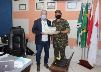 51º BIS concede diploma a parceiros da campanha de arrecadação de alimentos