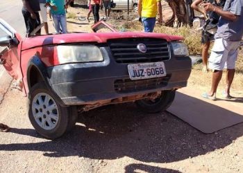 Carro é partido ao meio em acidente na Transamazônica, próximo a Marabá