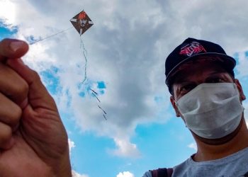 Corpo de Bombeiros alerta sobre brincadeira de soltar pipas