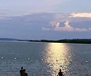 Equipe da Record TV mostra a beleza da lua cheia sobre o rio Xingu