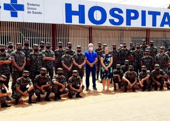 Militares do 51º BIS participam de campanha de doação de sangue em Uruará, no Pará.