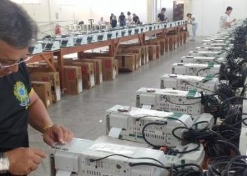 Transporte de urnas para as zonas eleitorais entra na reta final