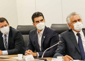 Governador anuncia início da vacinação contra Covid-19 para janeiro de 2021